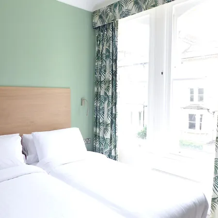 Marldon Olympia Hotel London Exterior photo